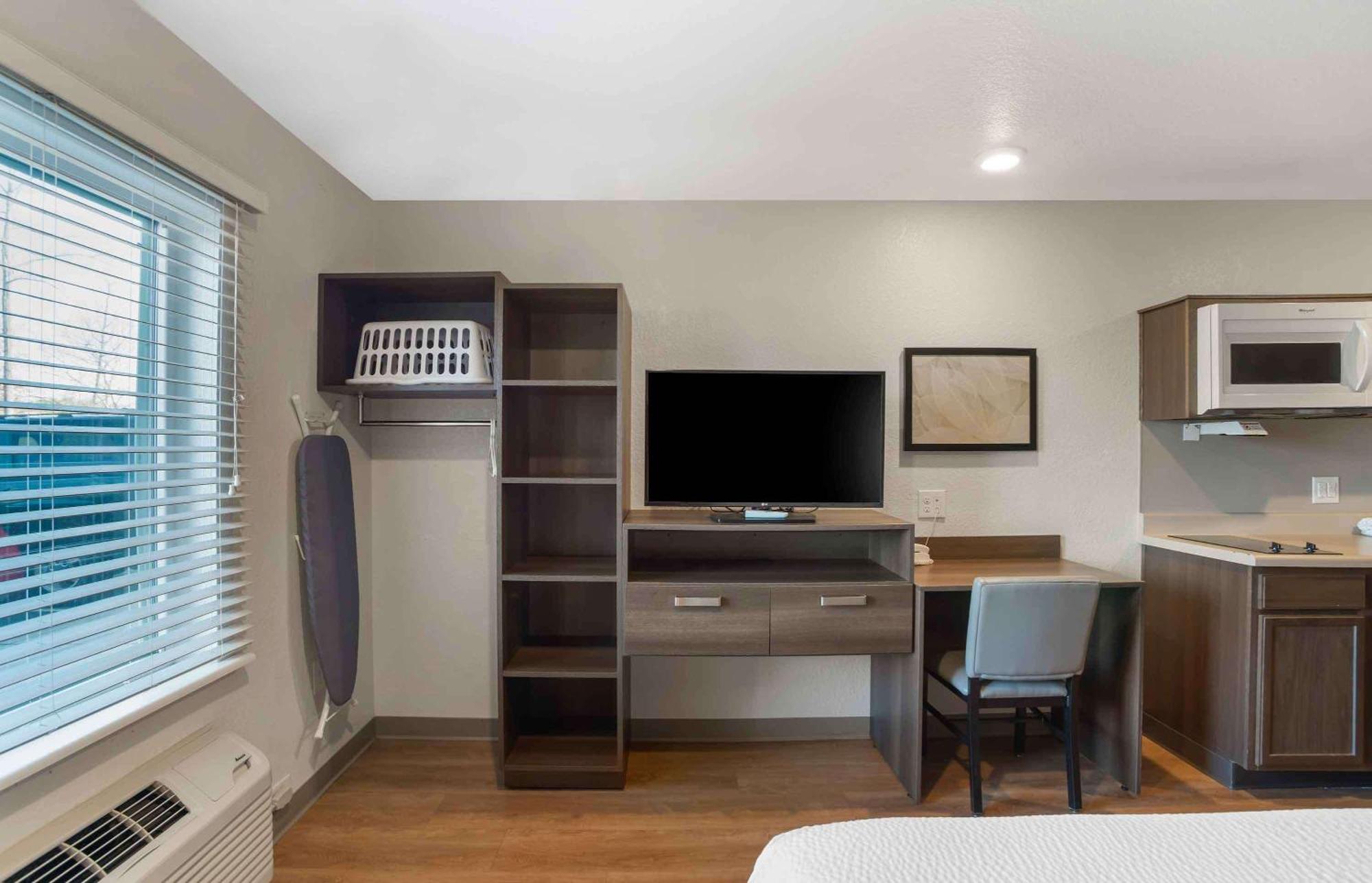 Extended Stay America Select Suites - Charlotte - Northlake Exterior foto