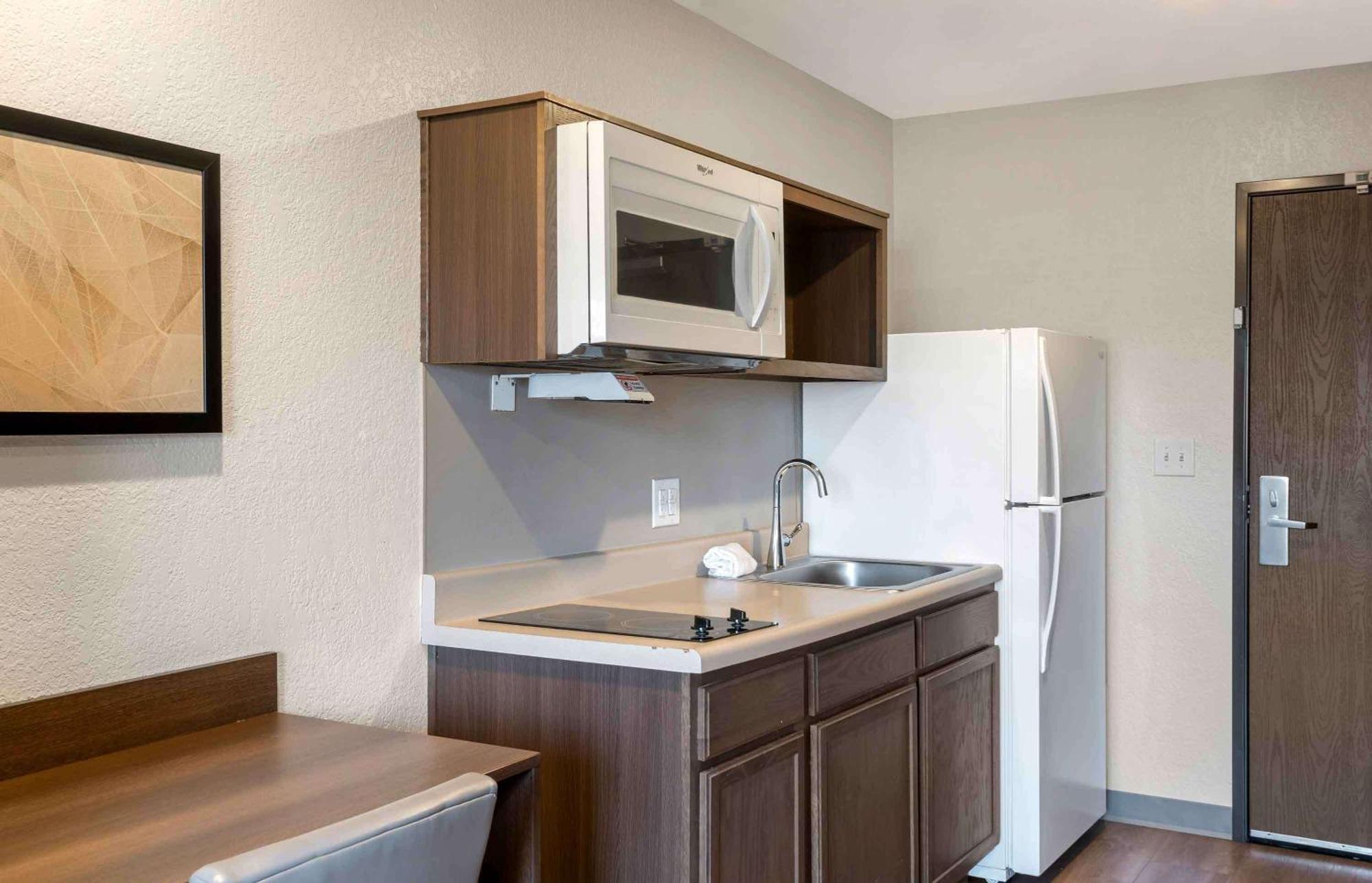 Extended Stay America Select Suites - Charlotte - Northlake Exterior foto